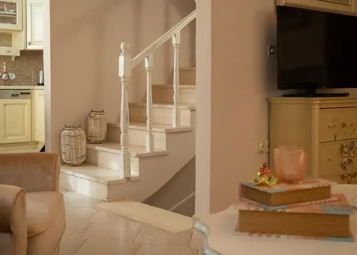 Daire Zoe Maisonette